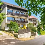1 Bedroom Gorgeous In Апартаменти Шклярська Поремба